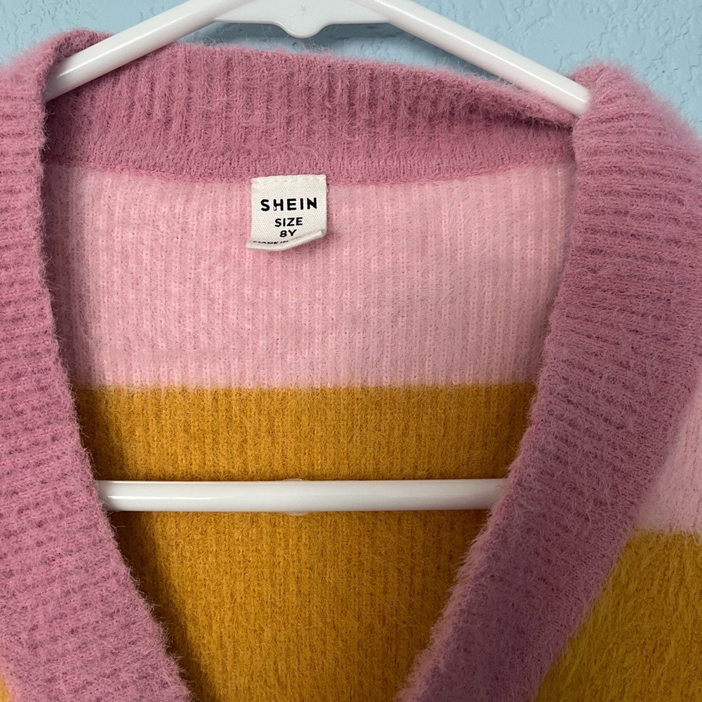 SHEIN Pink and Yellow Hoodie with Cozy Knit Texture - Picture 5 of 5